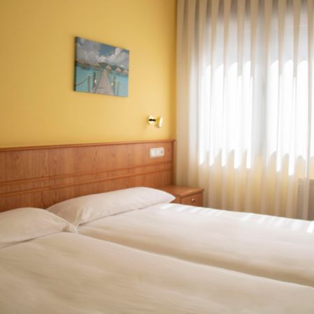 Hotel Alda Estacion Oviedo Luaran gambar