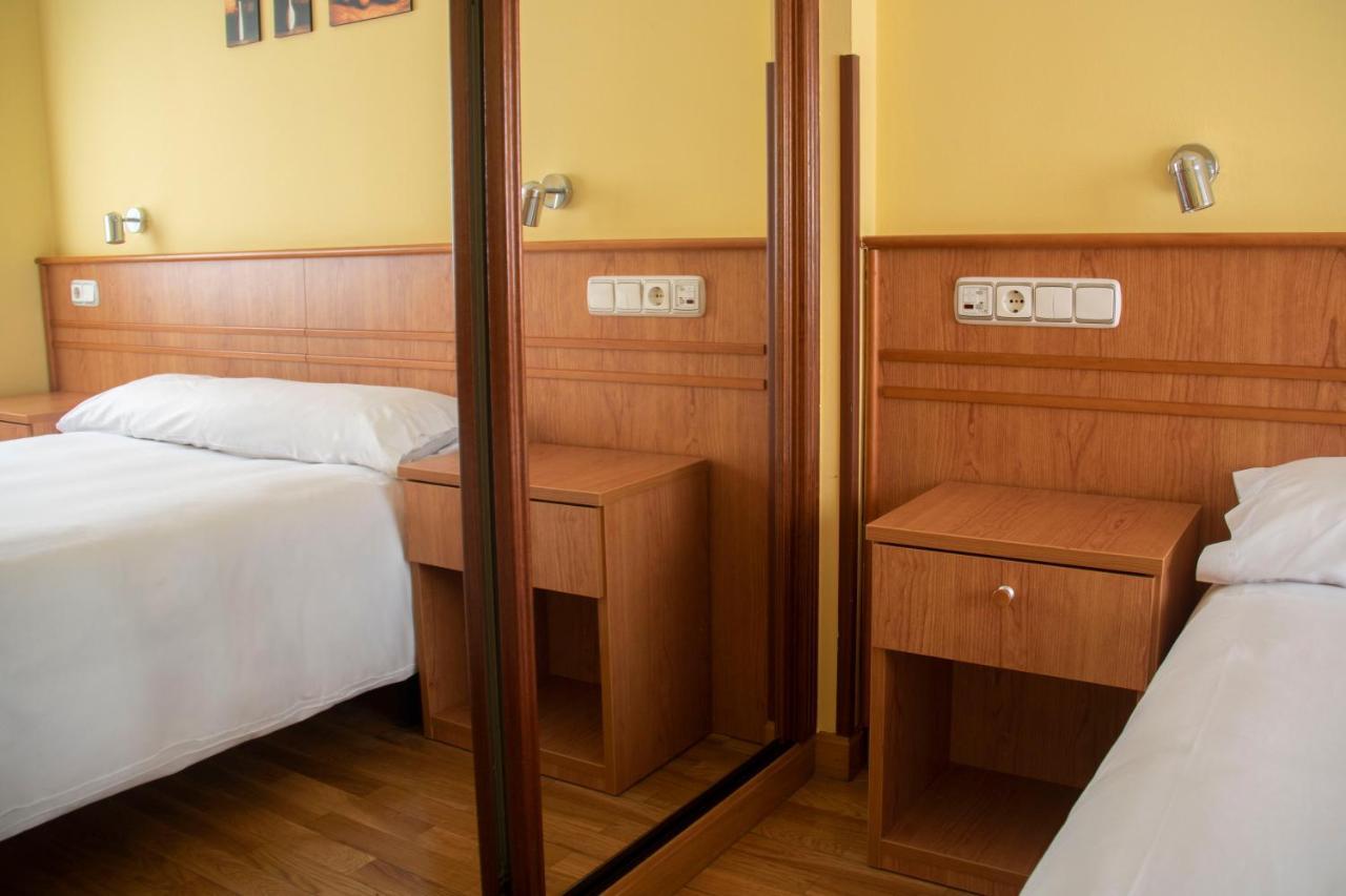 Hotel Alda Estacion Oviedo Luaran gambar