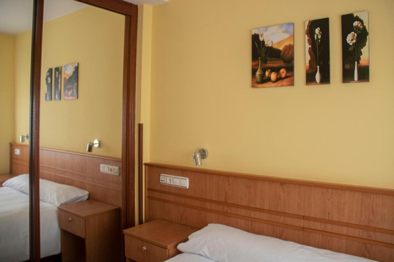 Hotel Alda Estacion Oviedo Luaran gambar