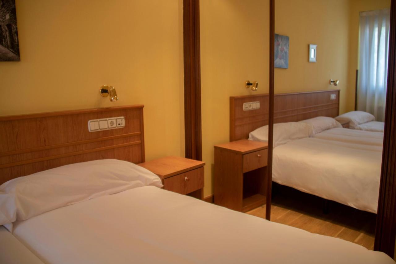 Hotel Alda Estacion Oviedo Luaran gambar